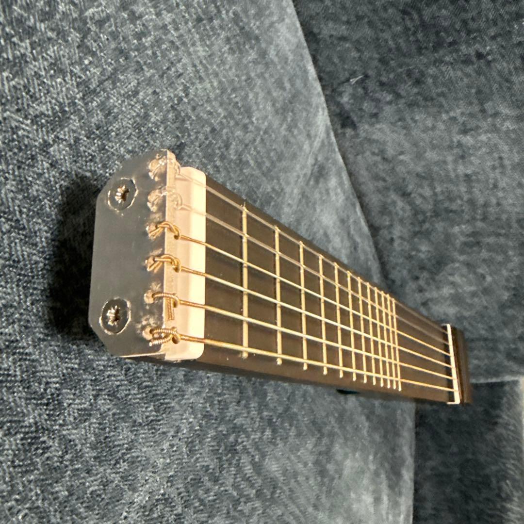 Minicorda トラベルギター