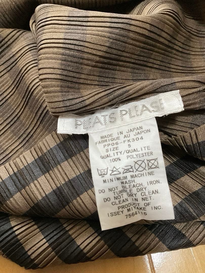 プリーツプリーズ 長袖 カットソー 長袖 ハイネック シャツ