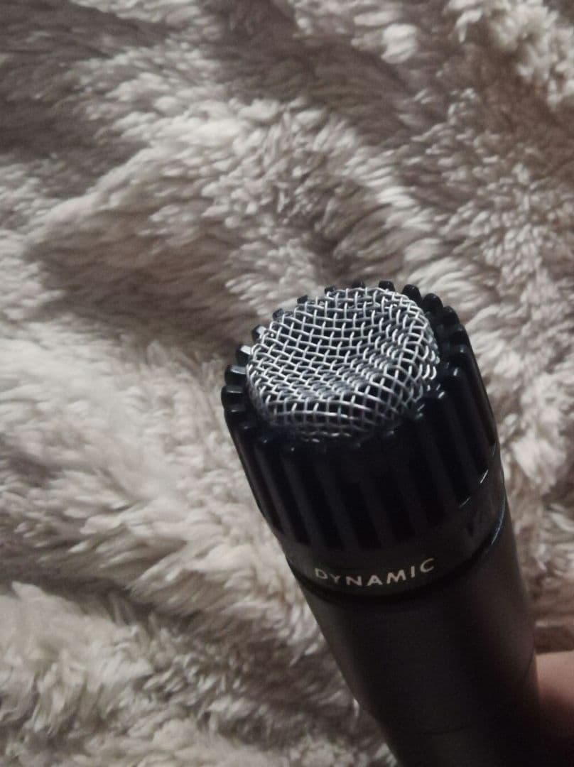 Shure SM57 ダイナミックマイク キャリングケース付き