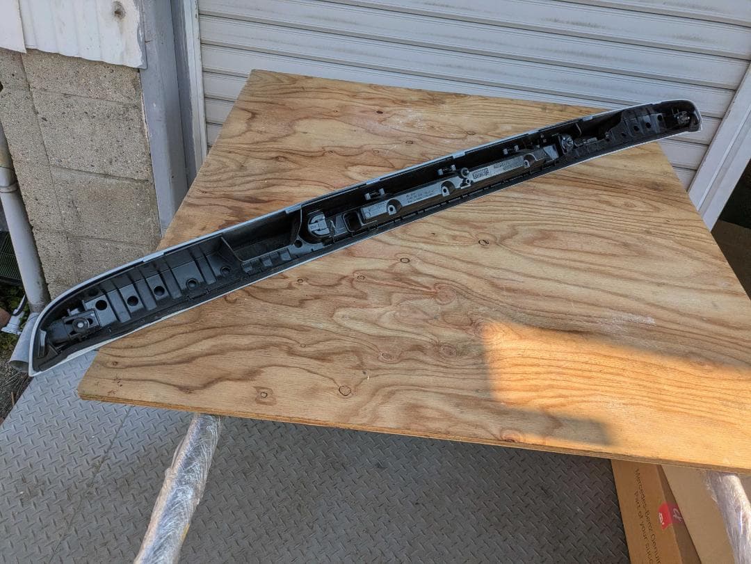 メルセデス ベンツ Vクラス W447　トランクスポイラー　リアウイング