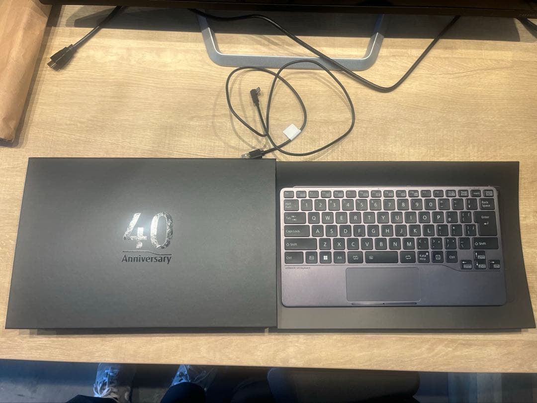 40周年記念 ワイヤレスキーボードLIFEBOOK UH Keyboard