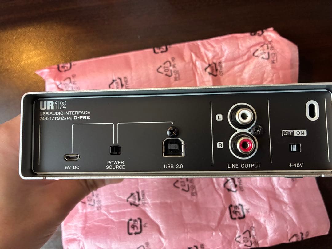UR12 USBオーディオインターフェイス