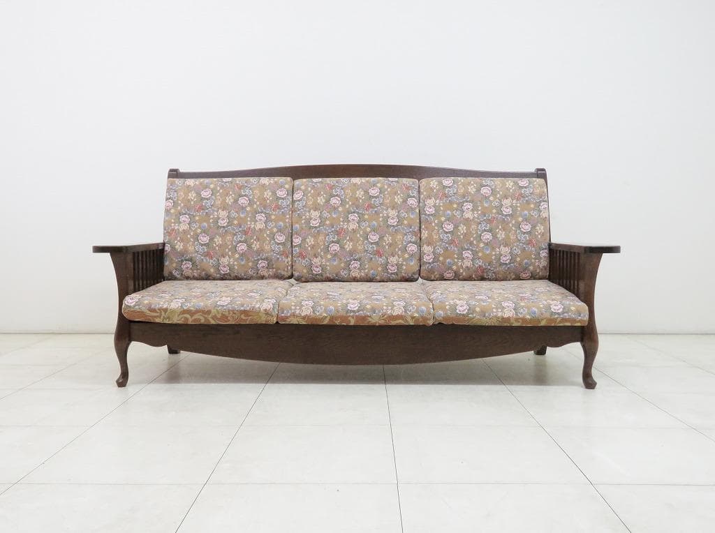 コロニアル 3人掛けソファ ウッドフレーム ベンチ検葉山ガーデン三越カリモク