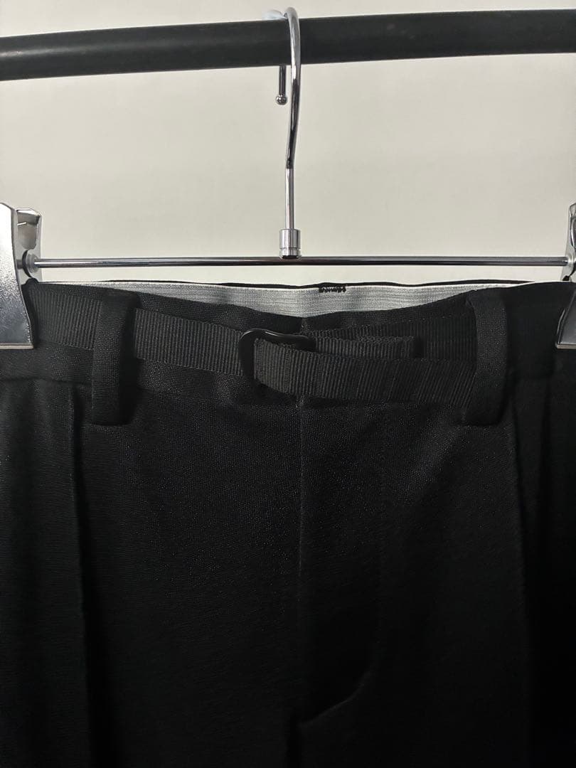 スリーストライプス テーラードジャケット＆アンクルパンツ セットアップ