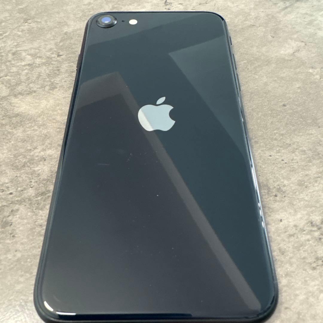 iPhone SE 第3世代（SE3）128GB ミッドナイト本体 初期化済み