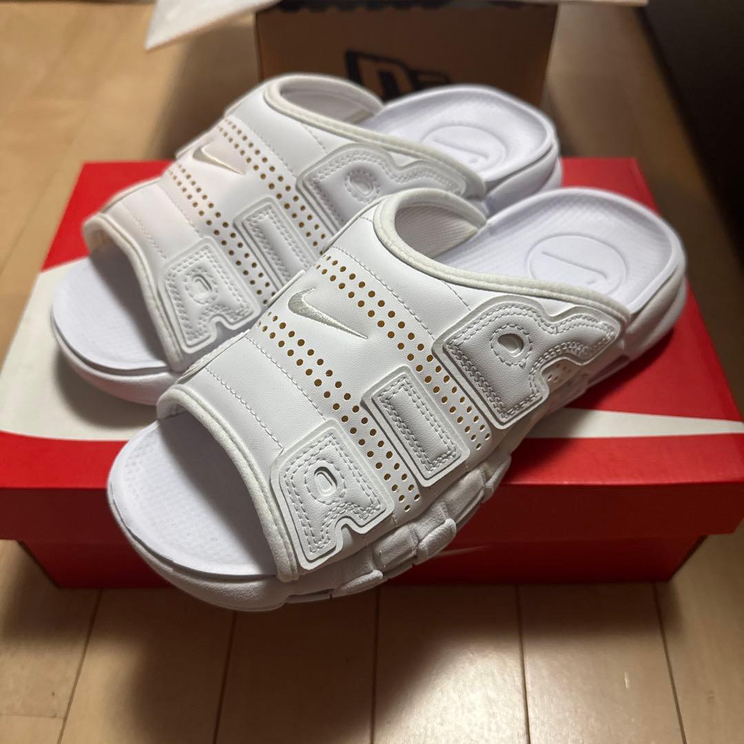 NIKE AIR MORE UPTEMPO SLIDE モアテンサンダルホワイト