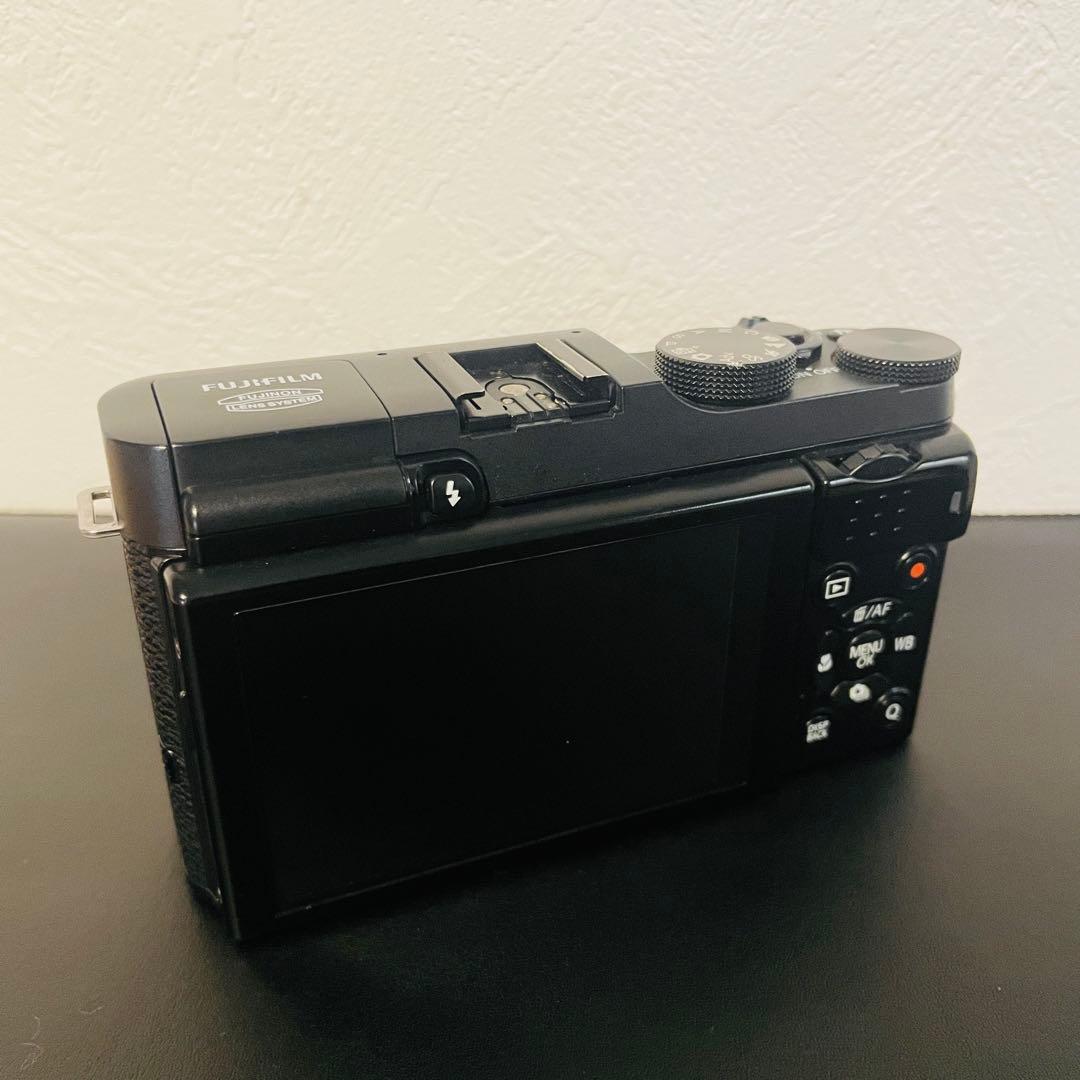 FUJIFILM X-M1 Body Black Set 充電器& ケーブル付き