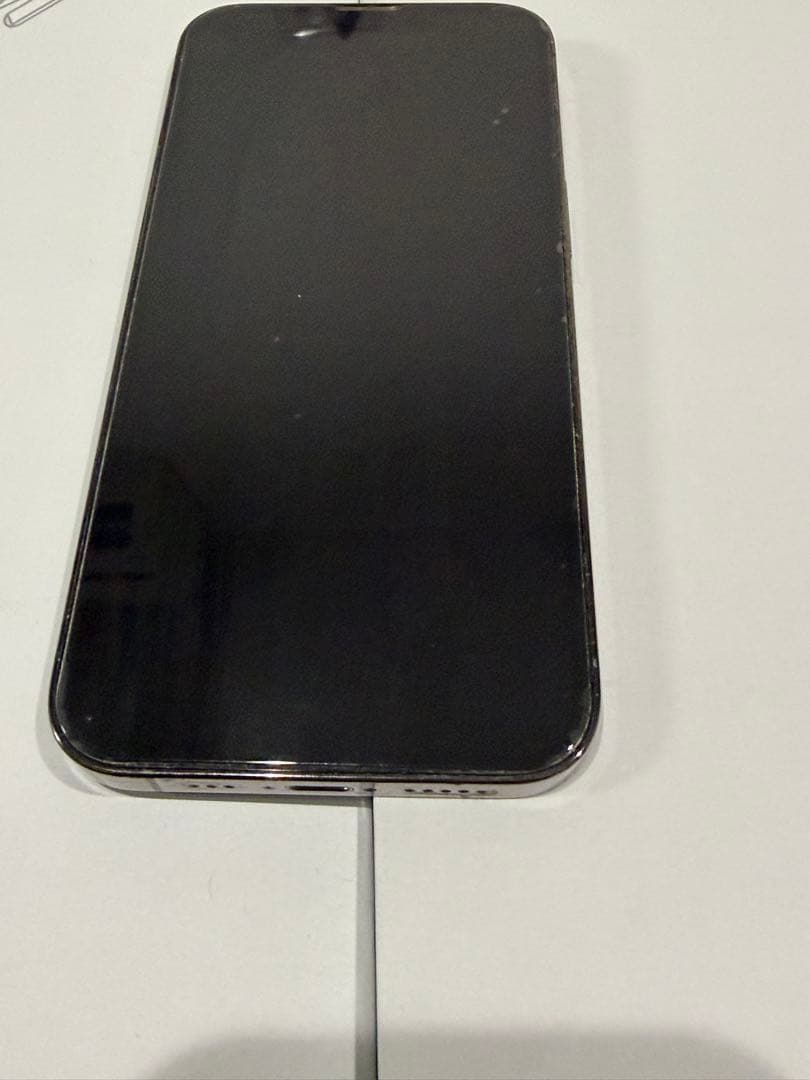 iPhone 13 pro 本体