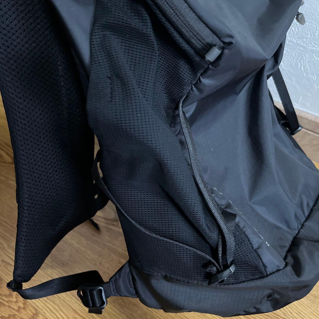 【美品】THE NORTH FACE ワンマイル16