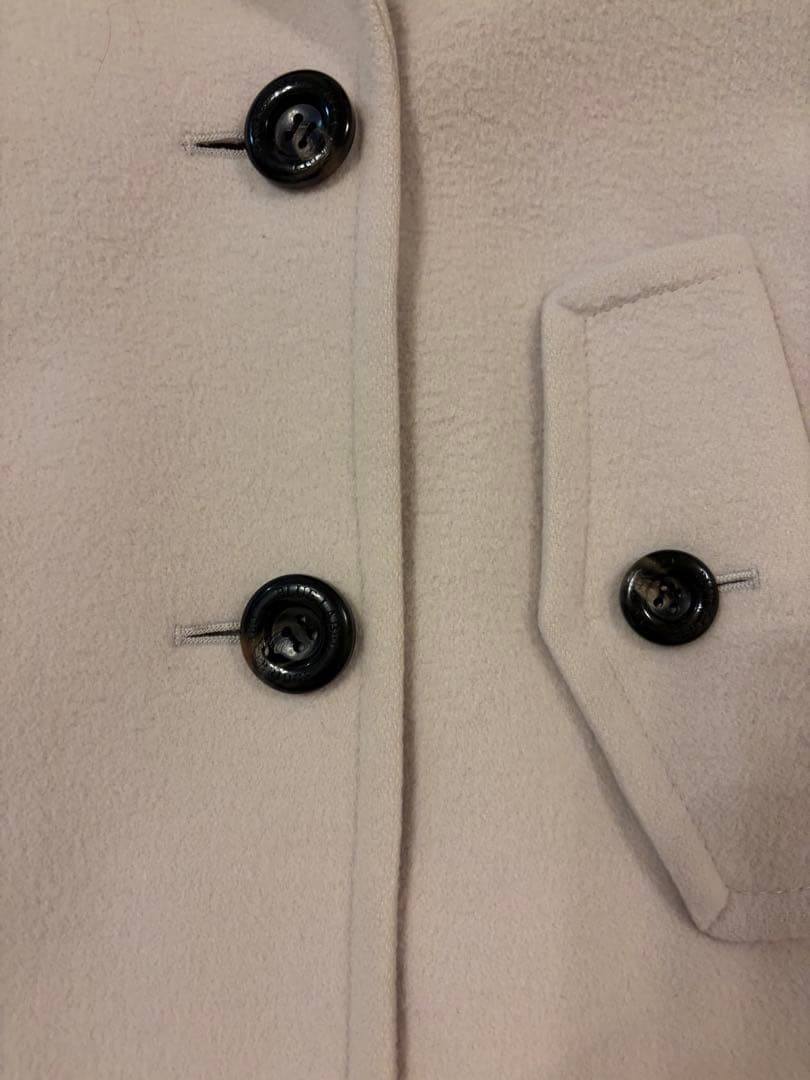 ブルーレーベルクレストブリッジエクリュピーコート