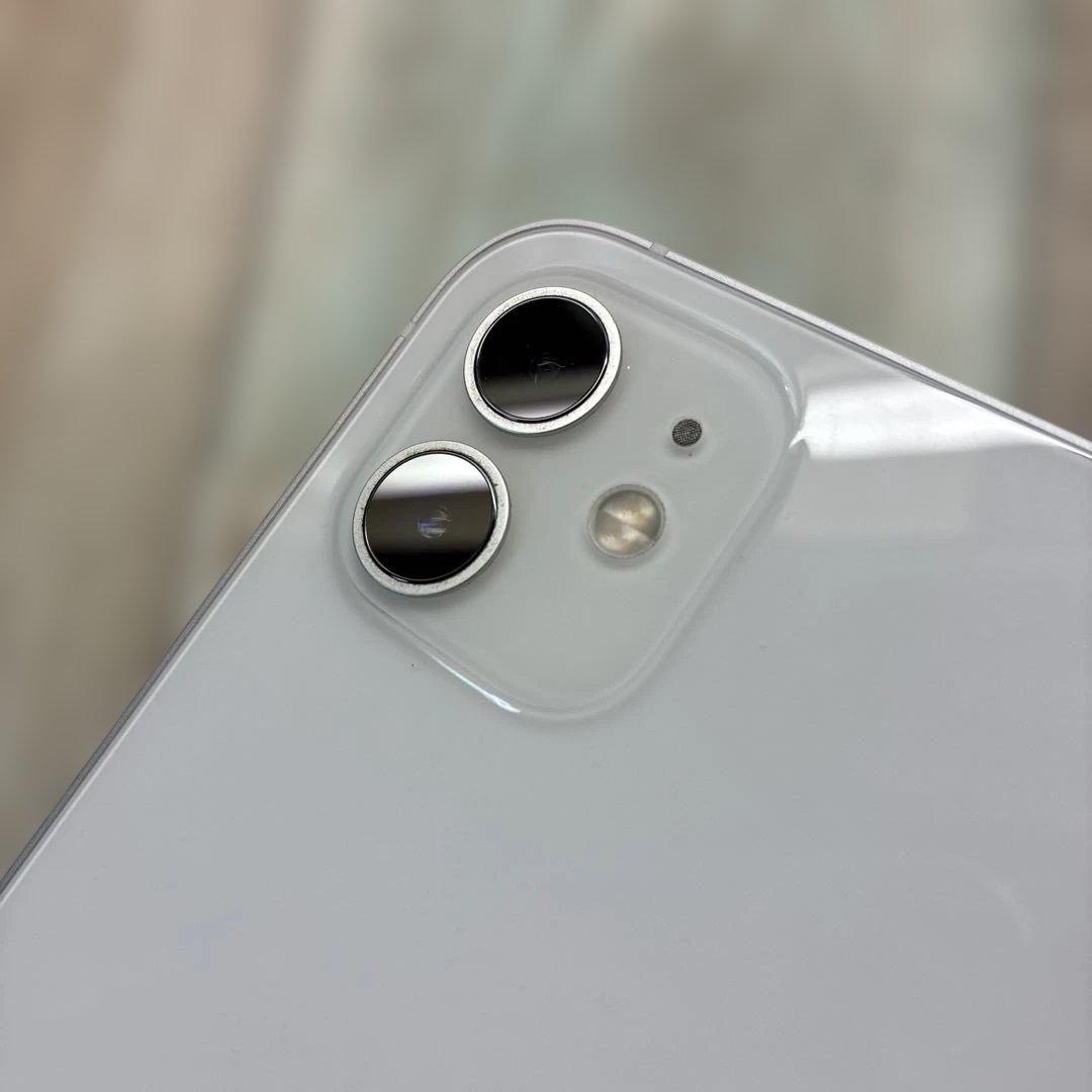 iPhone12 白 美品 バッテリー86% SIMフリー フィルム2枚ケース付