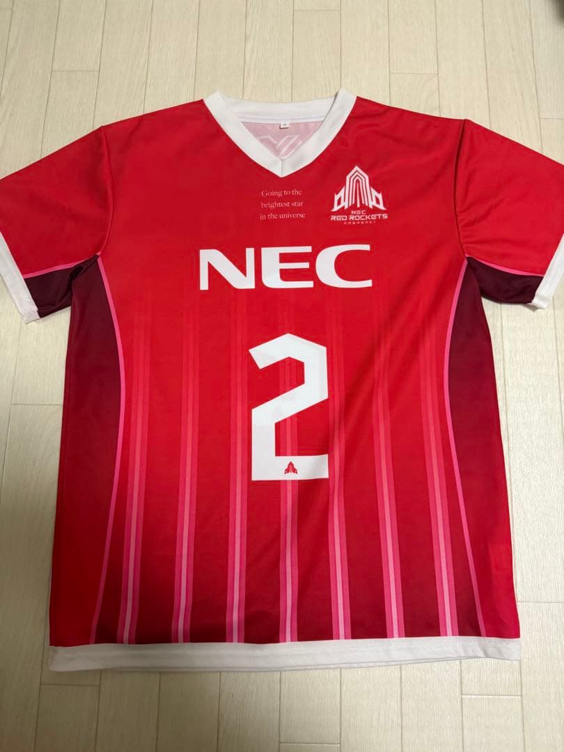 佐藤淑乃選手　ユニフォーム　NEC バレーボール シャツ 赤 2