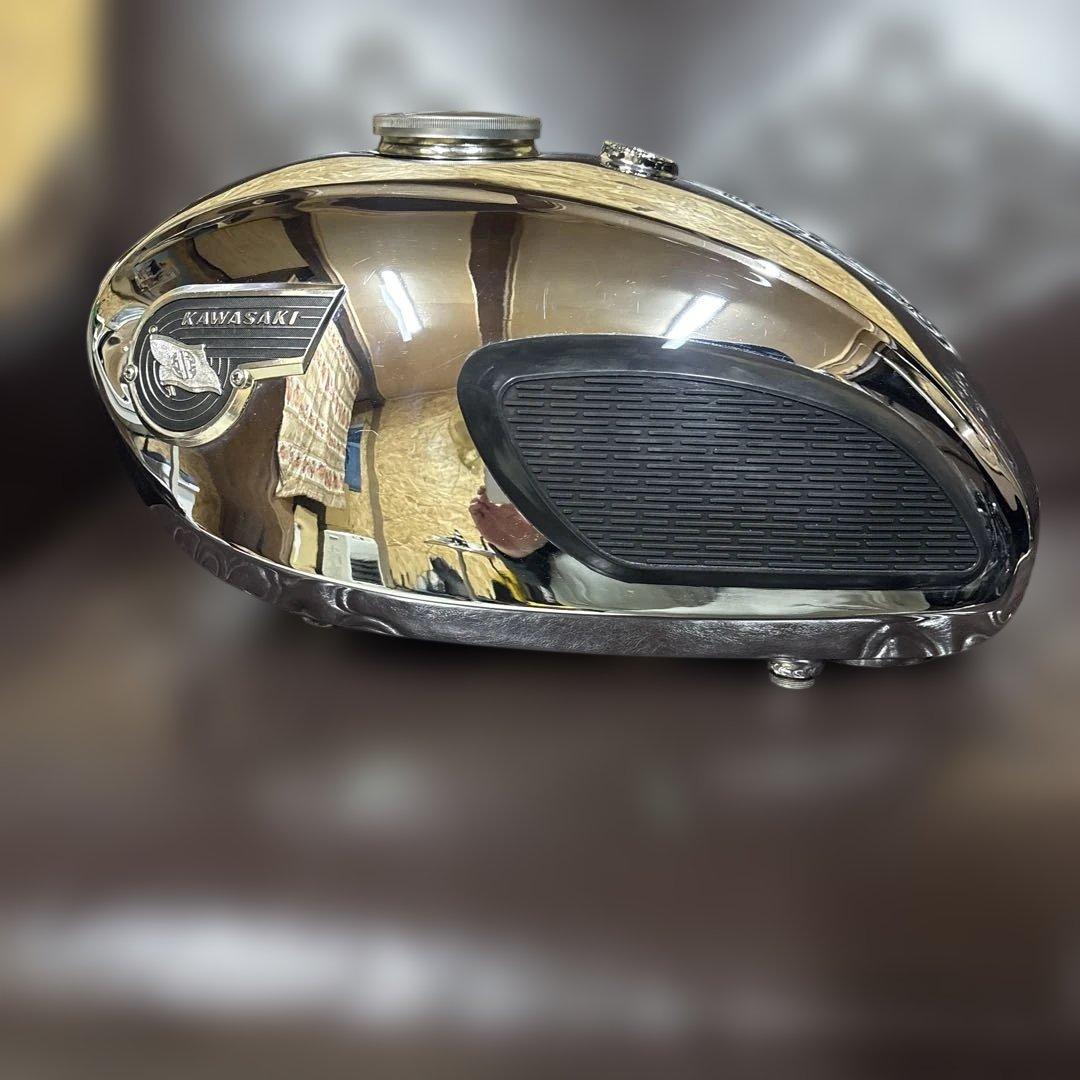 T*i様 土日限定オークション　カワサキ　w1s w1sa w3 タンク　メッキ