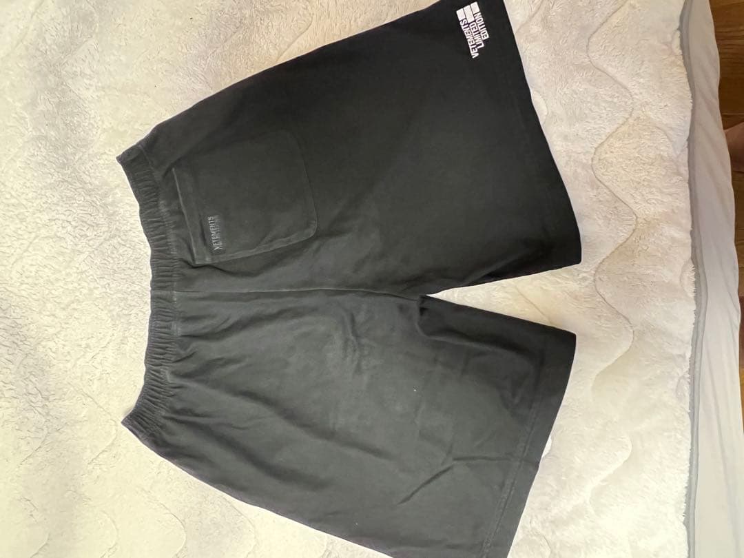 み*ろ様 ヴェトモンハーフパンツ