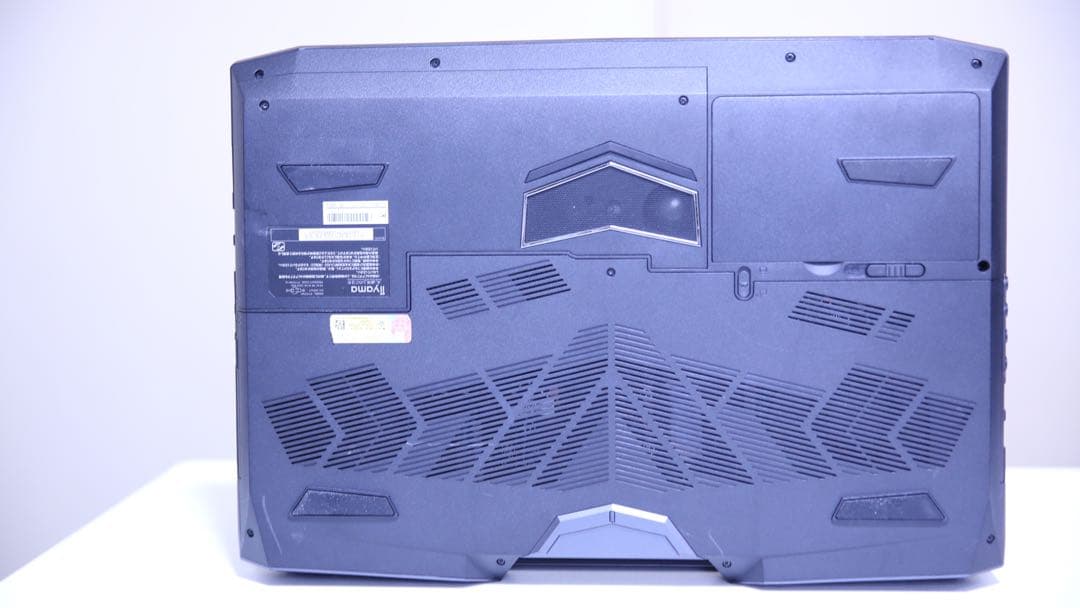 マウスコンピュータ　STYLE P775TM i7 8700k 4k 120hz