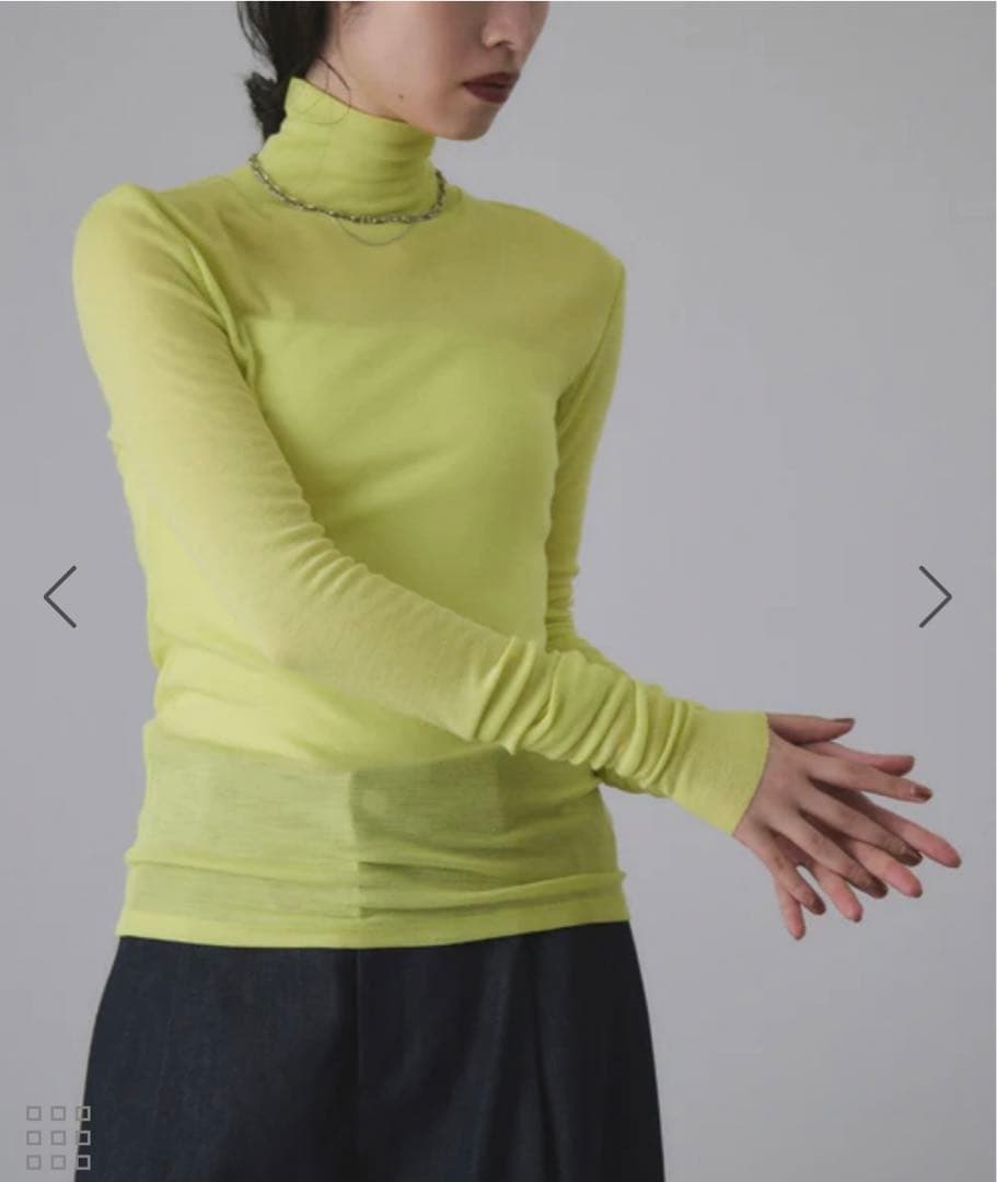 アダムエロペ　ウォッシャブルウールタートルネックカットオフプルオーバー　新品