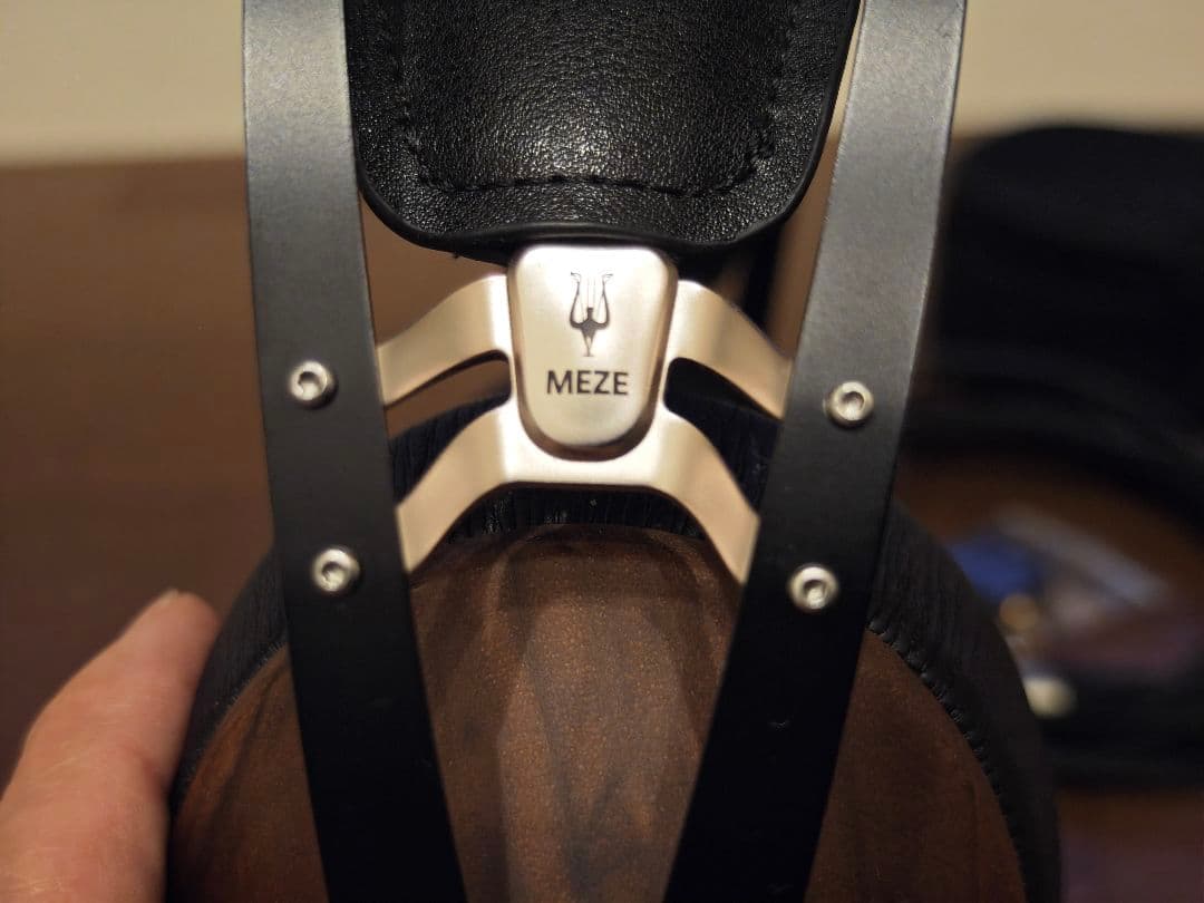 Meze audio classics 99 ウォールナットシルバー 美品