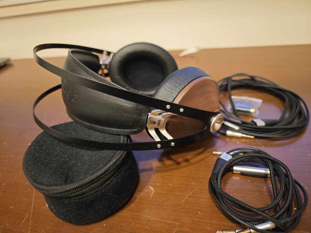 Meze audio classics 99 ウォールナットシルバー 美品