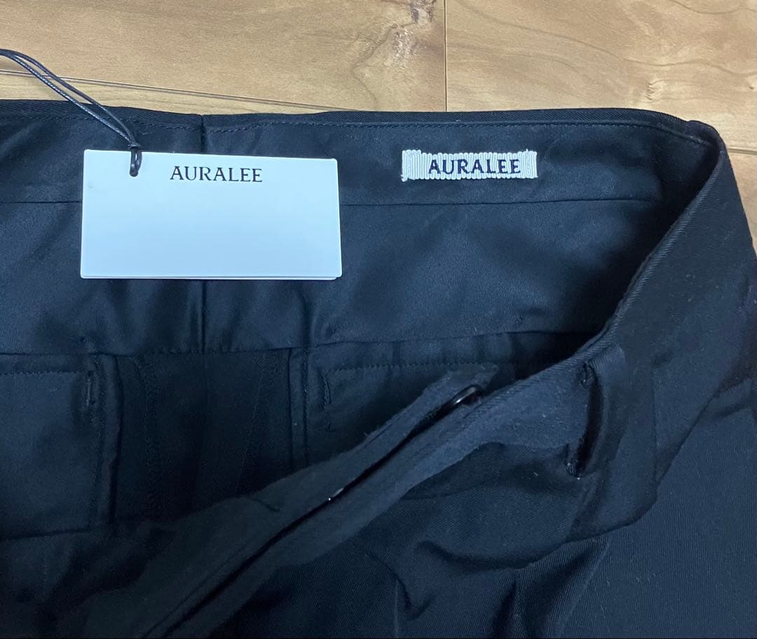 オーラリー MAX GABARDINE TWO-TUCK SLACKS AW