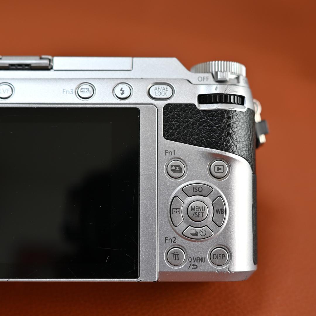 Panasonic LUMIX GX7MK2 シルバー