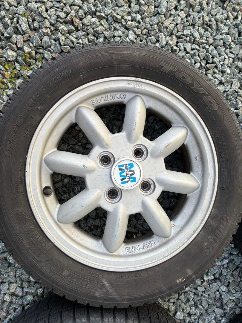 v*7様 ミラジーノ純正　１４インチ