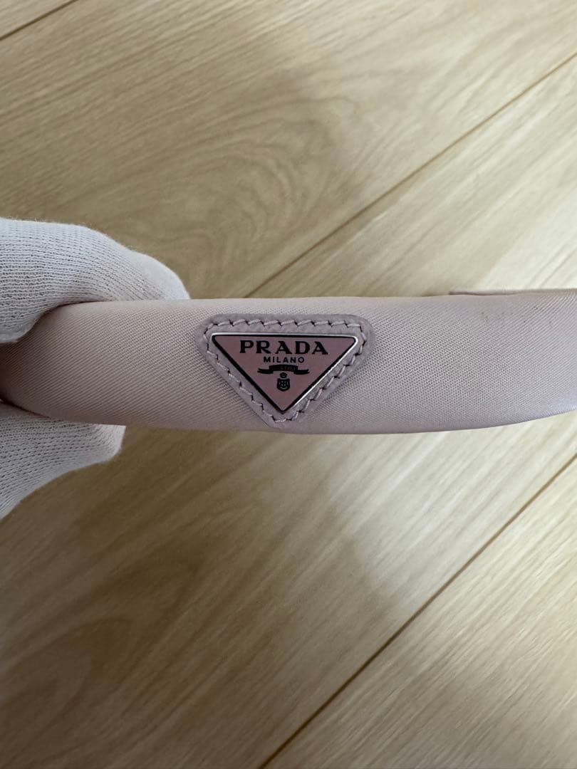 PRADA ピンク ヘアバンド