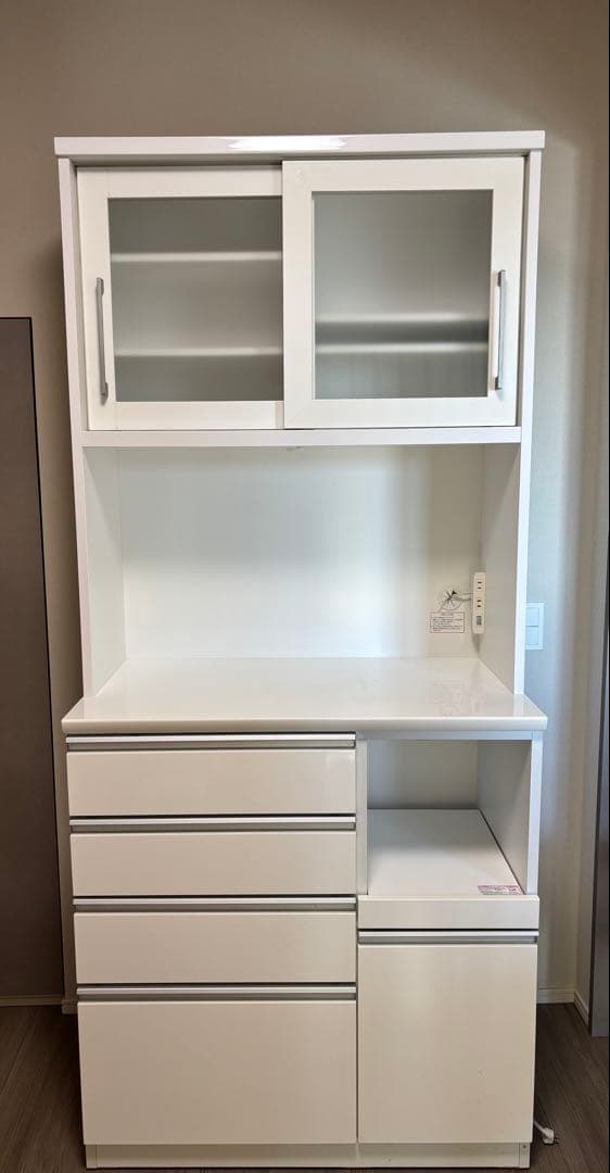 ケイティ【送料込み】ニトリ　キッチンボード　カップボード　食器棚