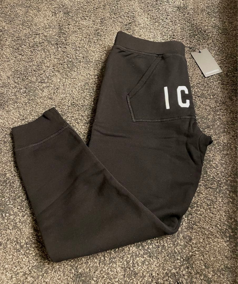 正規店購入！新品未使用　DSQUARED2