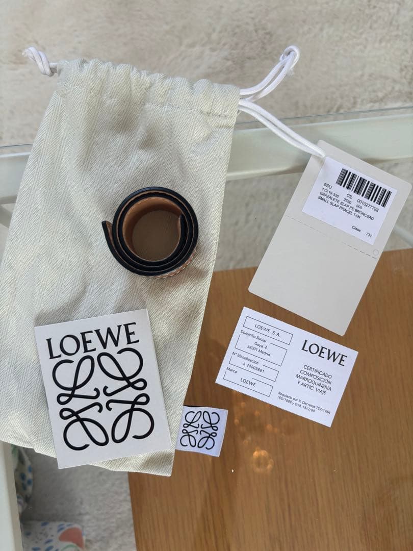 ロエベ　スモールスラップブレスレット