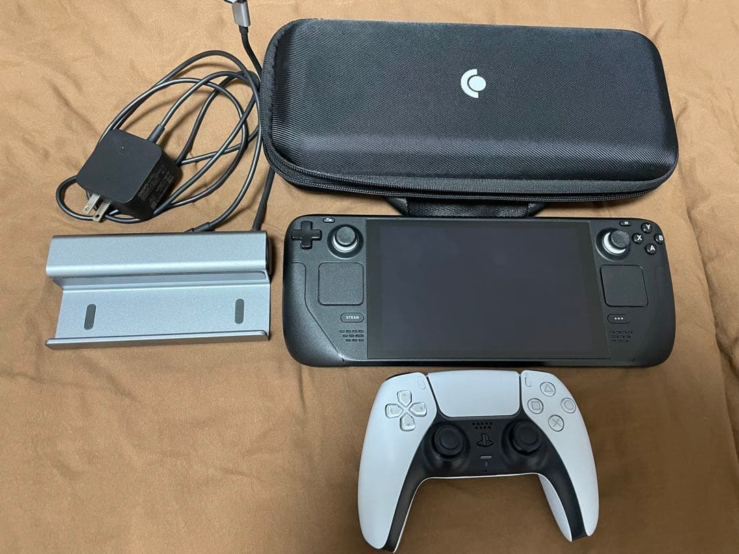 SteamDeckLCD1TB + Dock +Ps5ハンドル24時間以内発送