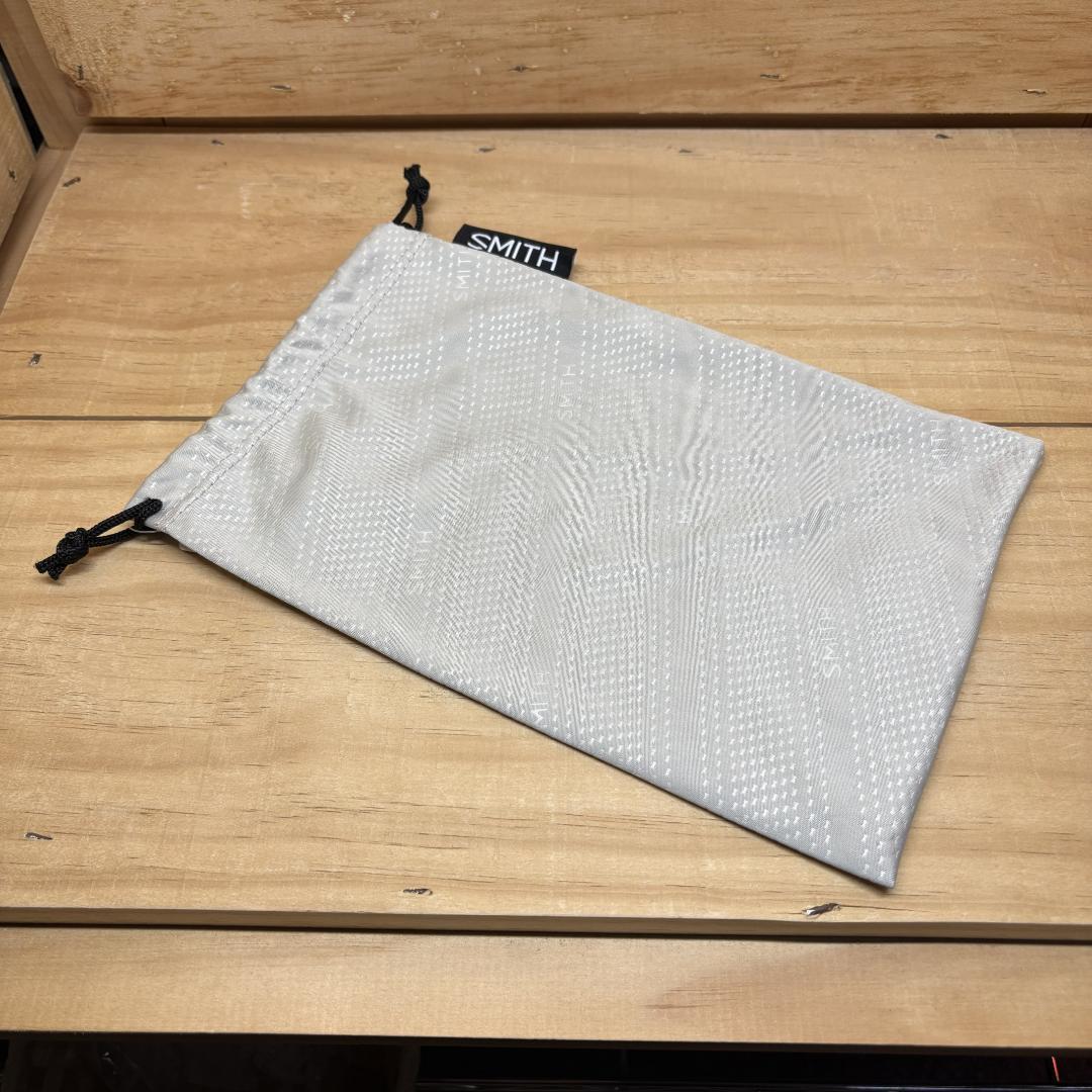 【1642】SMITH　スミス　SQUAD　スカッド