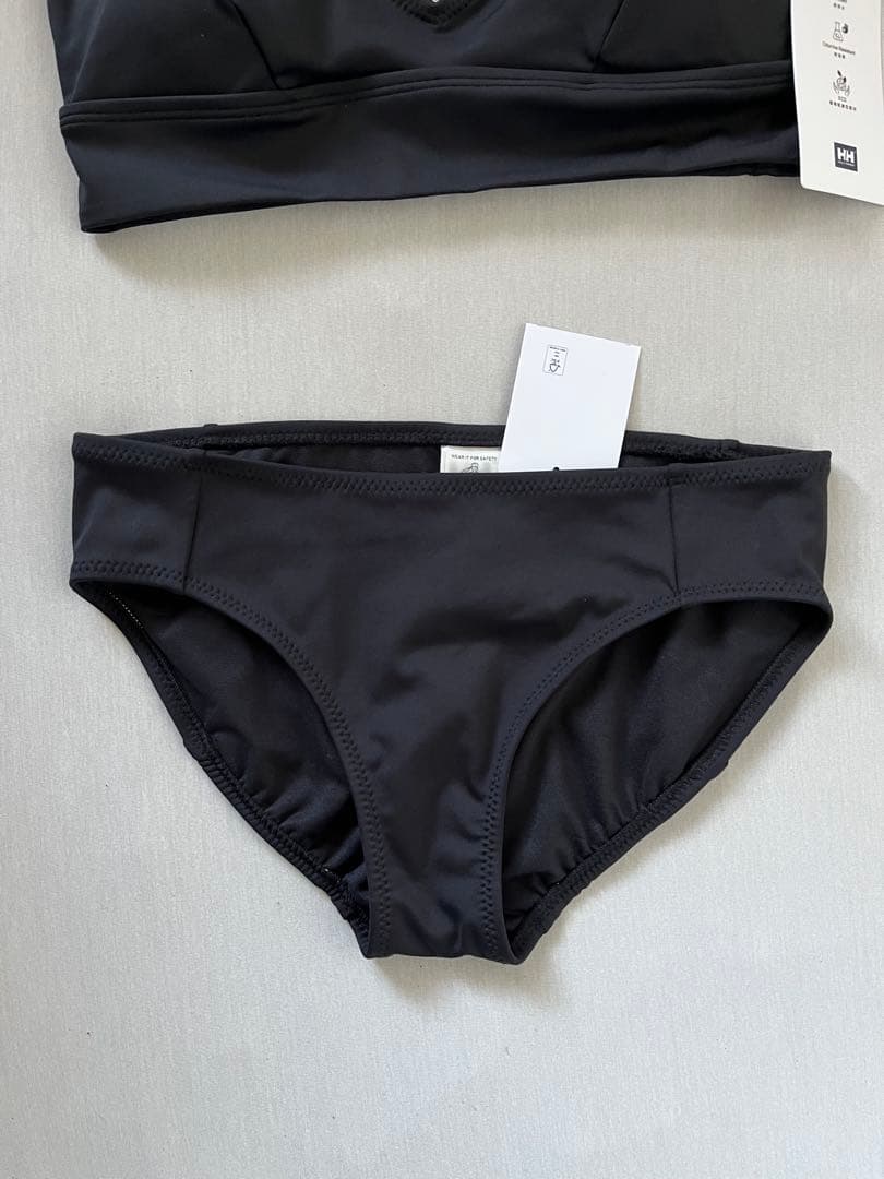 新品　ヘリーハンセン UVカット 水着 ブラトップL＆ビキニ ショーツM 黒