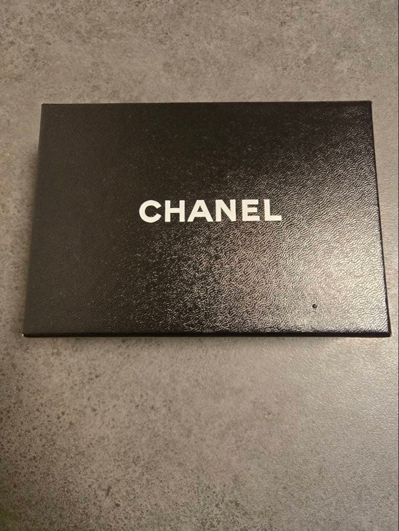 CHANEL iPhoneケース