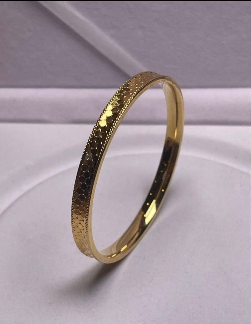 ノ*ラ様 遺品の整理 ゴールドブレスレット 刻印有り