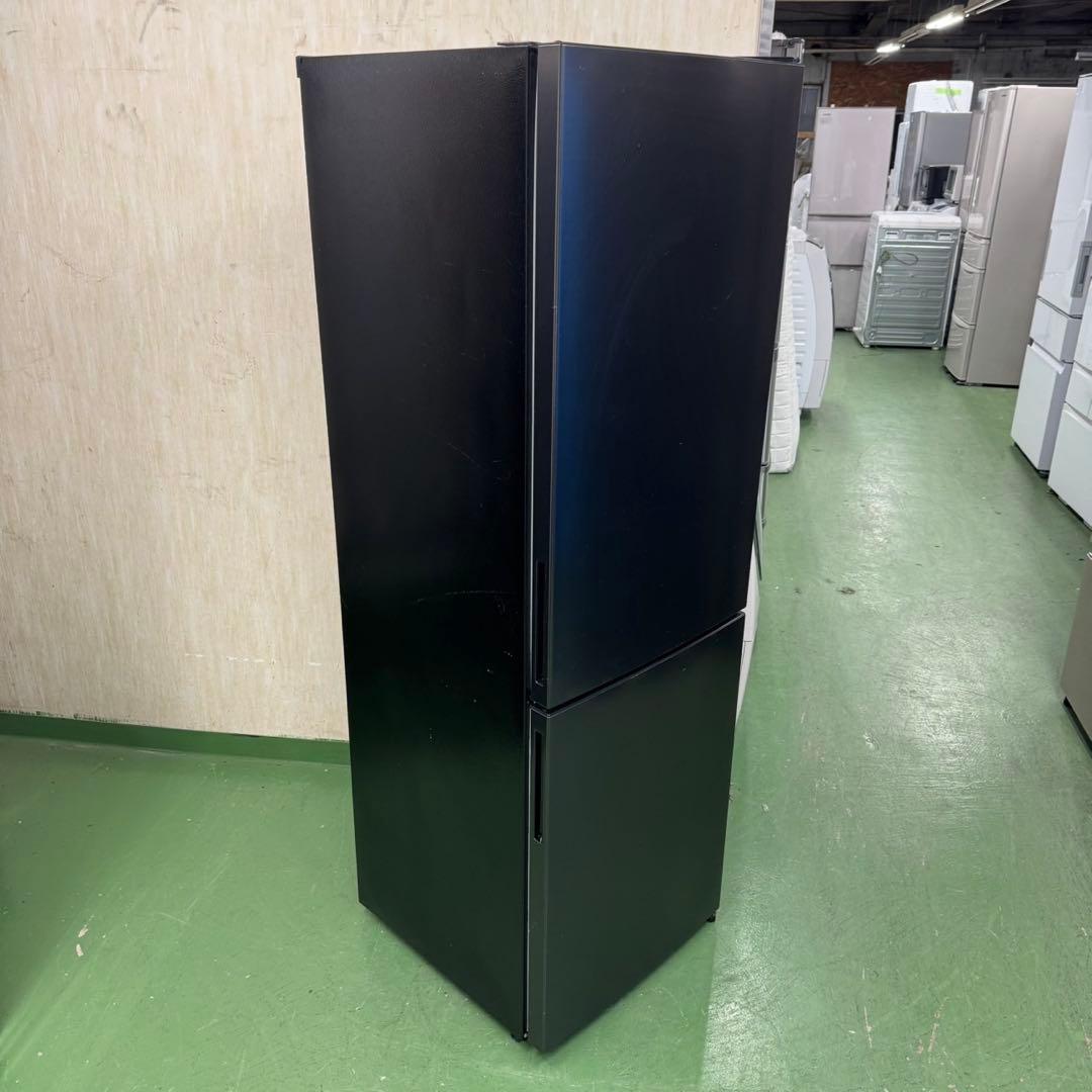 164 冷蔵庫　大型　200L強　右開き　極美品　一人暮らしも可　洗濯機も有