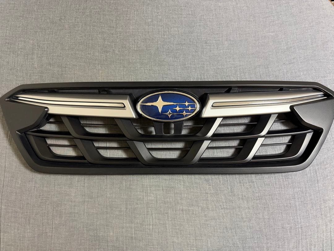 SUBARU XV 純正フロントグリル