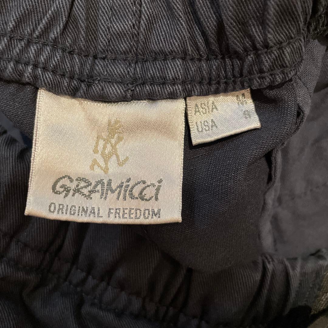 FC Real Bristol グラミチ ネイビー ショートパンツ