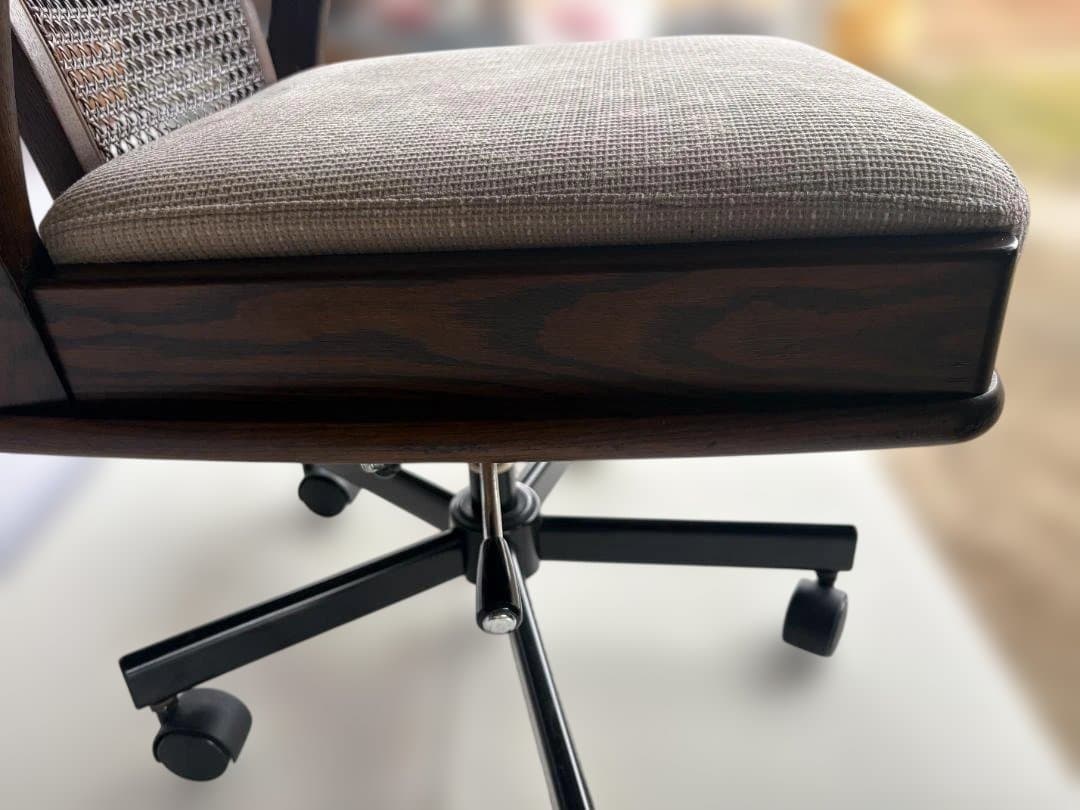 maruni デスクチェア　ダイニングチェア　昇降機能　車輪付き