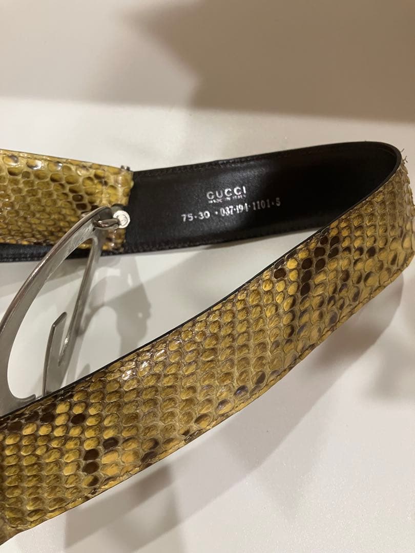 GUCCI ヘビ革 ベルト