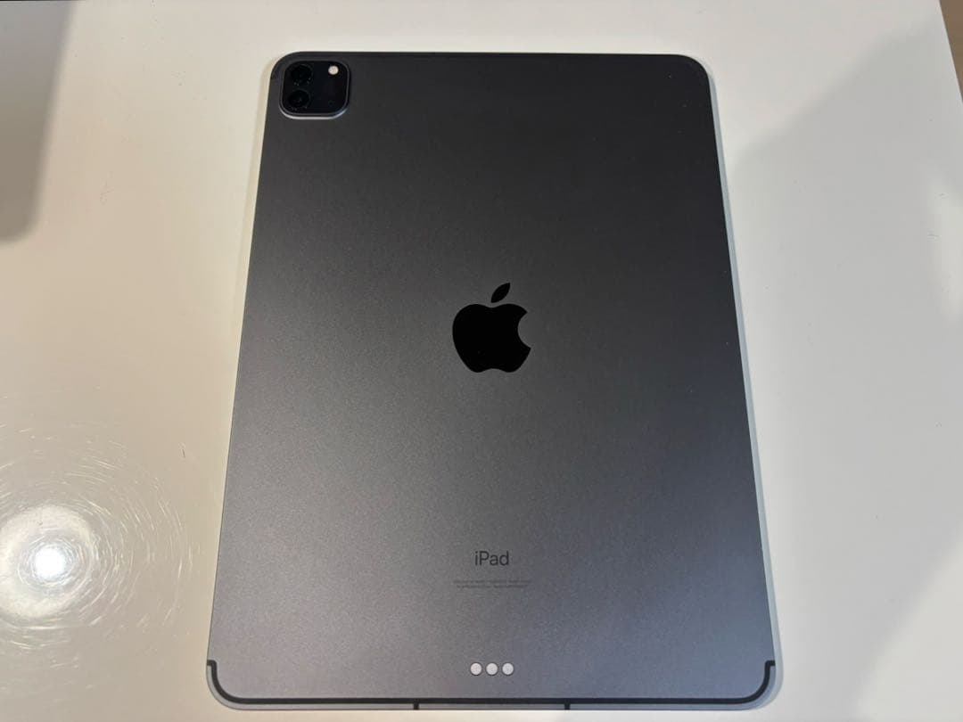 〖美品〗iPad Pro 11インチ 第三世代 Wi-Fi+Cellular
