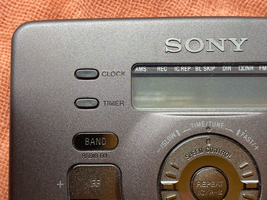 ソニー　カセット型ウォークマン　WM-GX822