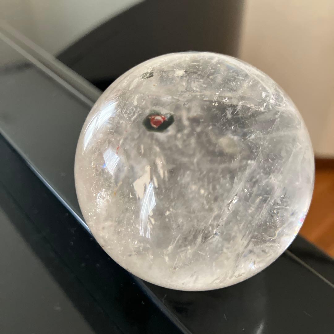 珍！レインボー入り！トルマリンインクォーツ　スフィア　天然石置物　D99