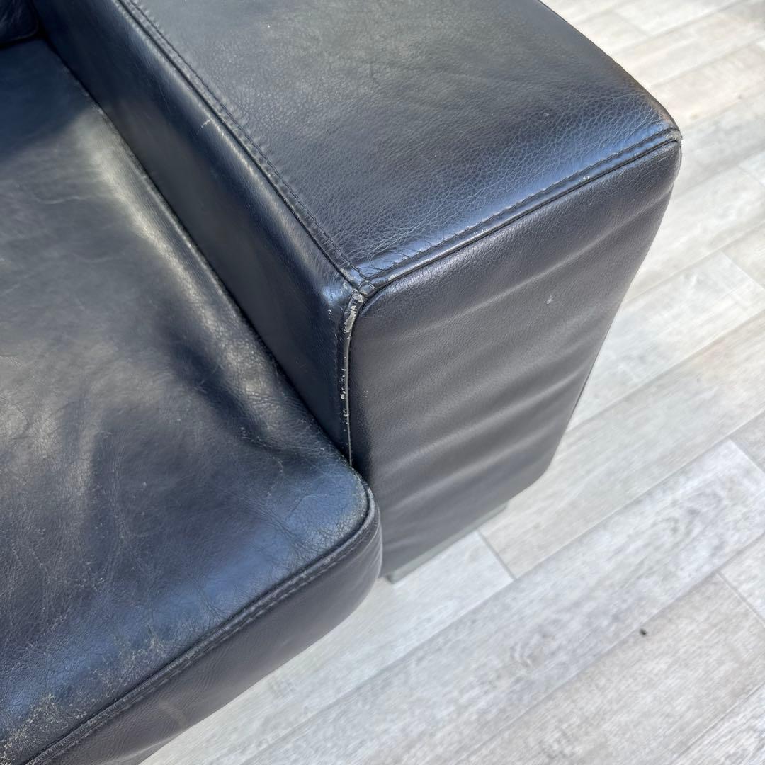 ボーコンセプト I.D.V.2 北欧モダン ブラック本革ソファ