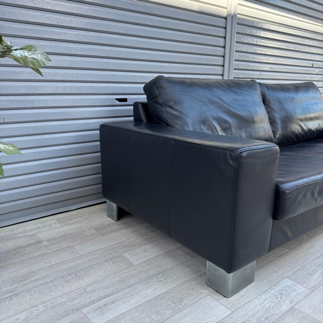 ボーコンセプト I.D.V.2 北欧モダン ブラック本革ソファ