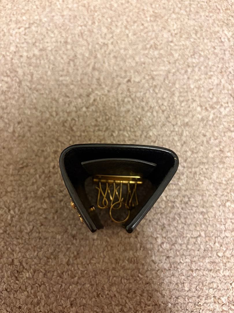 GUCCI レザーキーケース 黒