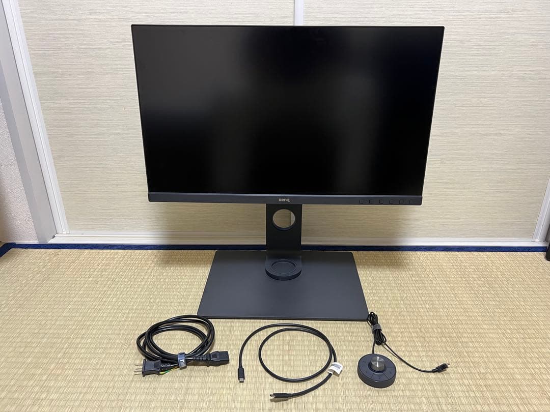 BenQ SW270C フォトグラファーモニター