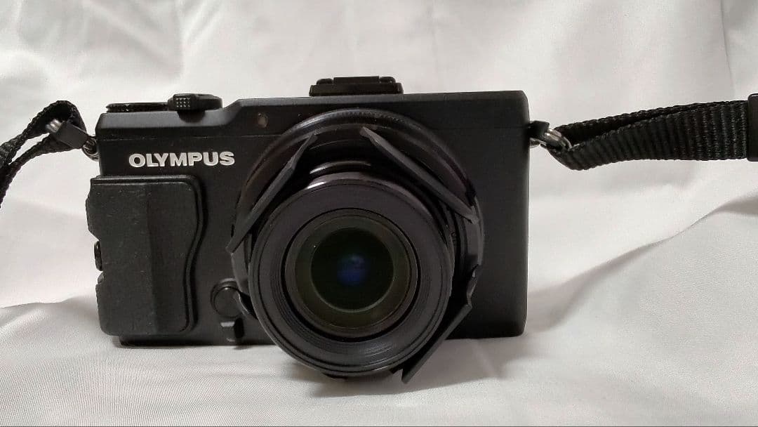OLYMPUS XZ-2 純正自動開閉キャップ付き