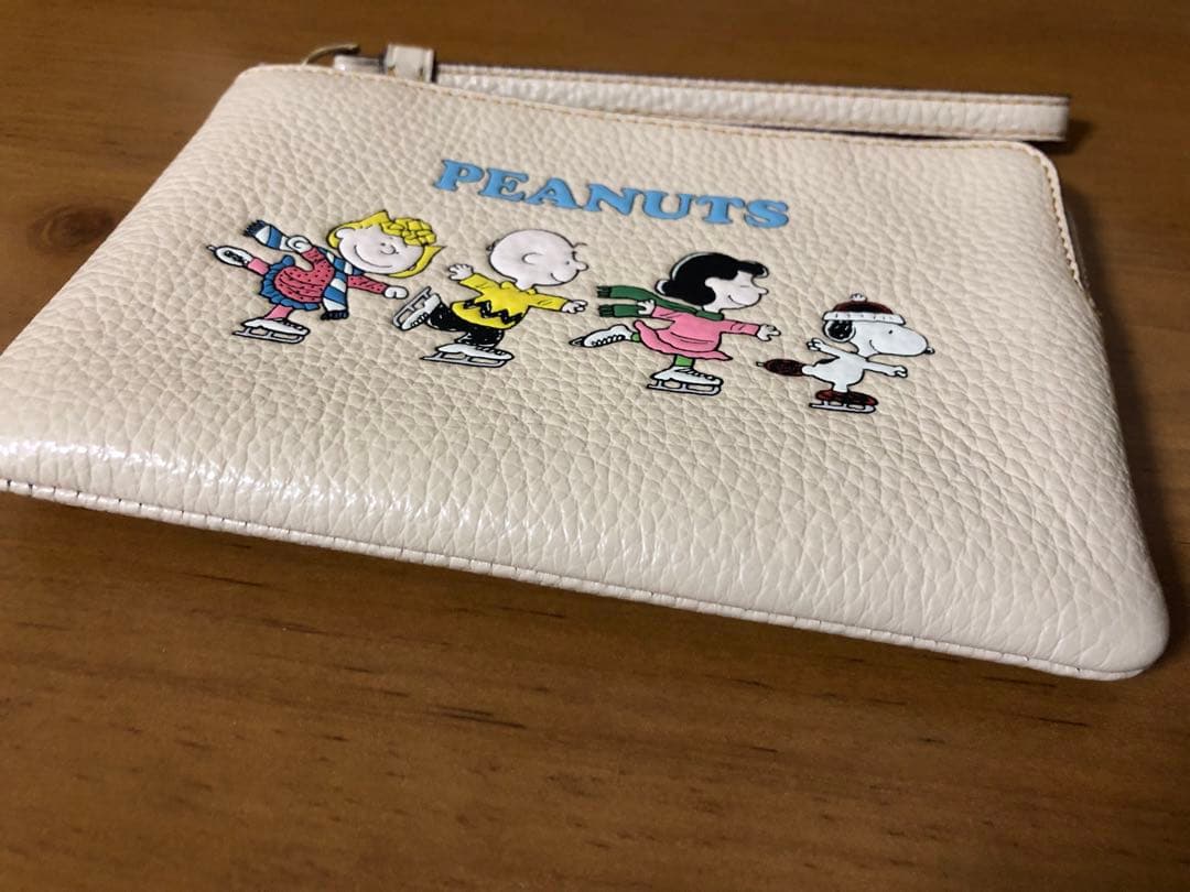 新品　【限定コラボ】COACH × PEANUTS スヌーピー ポーチ