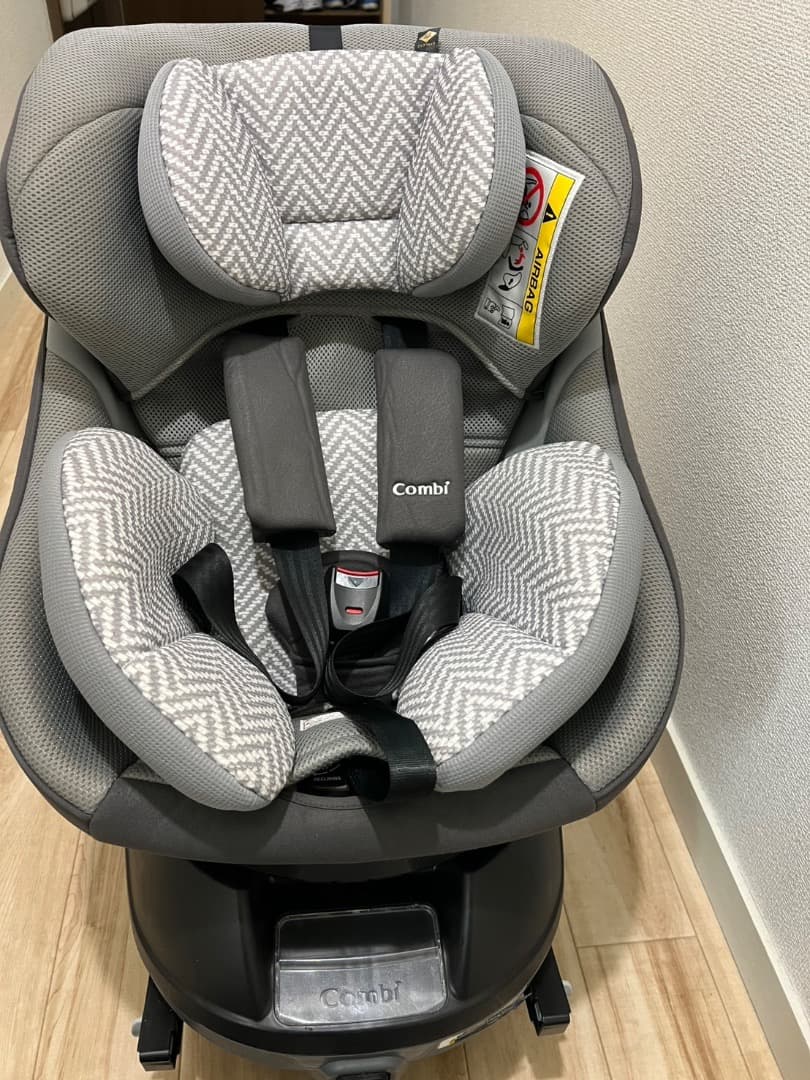 美品コンビ クルムーヴスマート ISOFIX JN-570 グレー