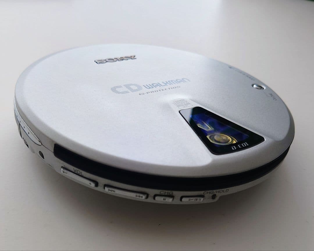 SONY CD WALKMAN D-E01 スロットイン純正リモコン カバー付き